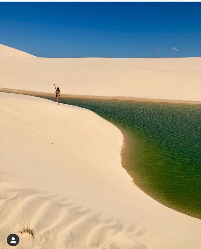 Place Beach Of The Icarai De Amontada-CE