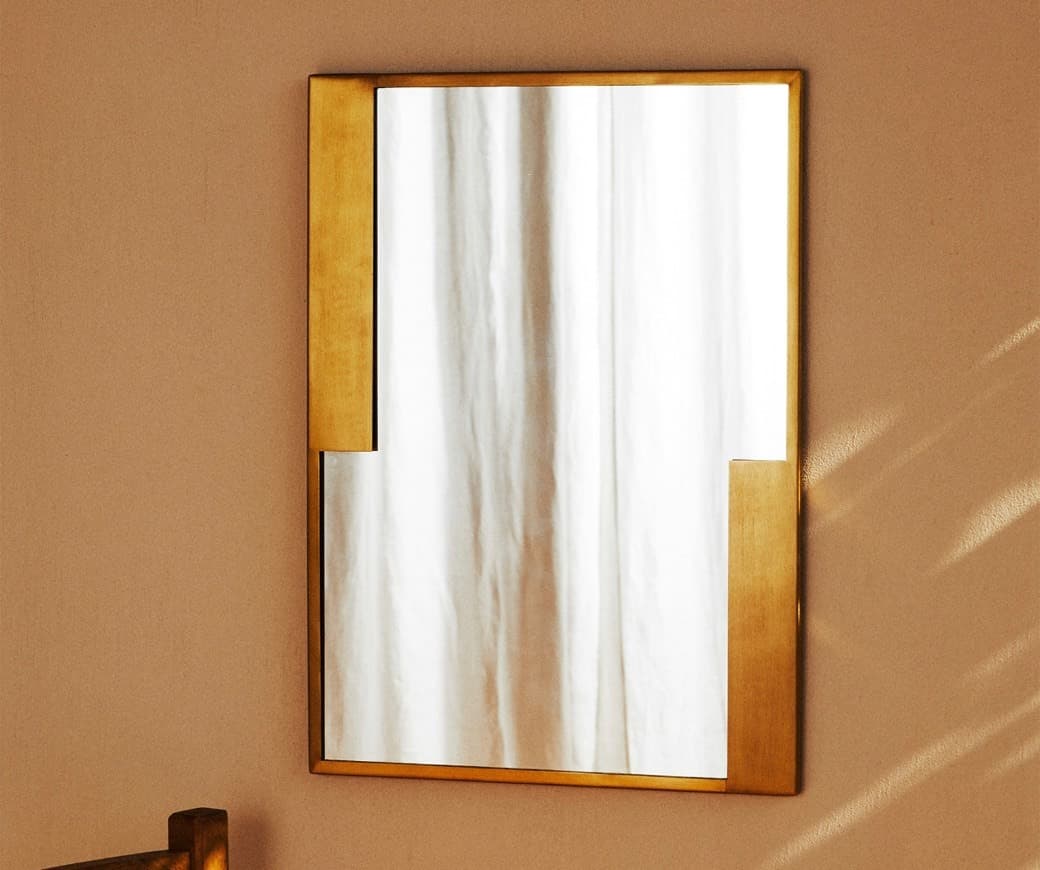 Producto Rectangular brass mirror • Zara Home