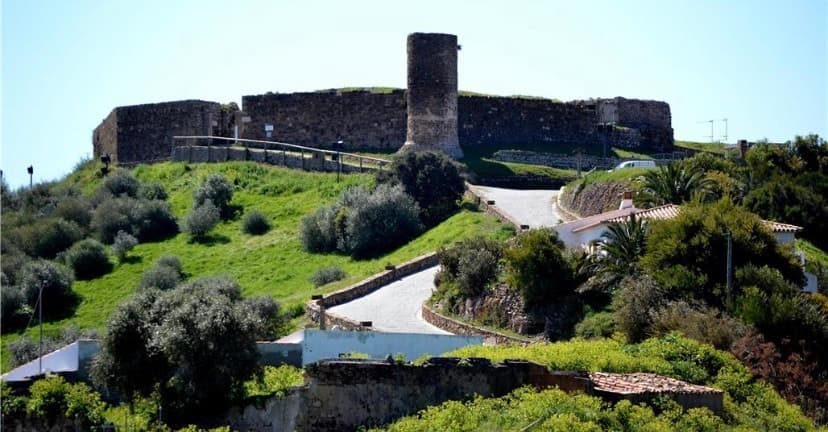 Place Castelo de Aljezur