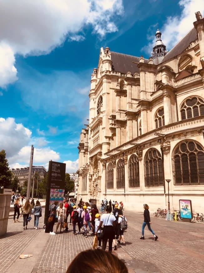 Place Halles de París