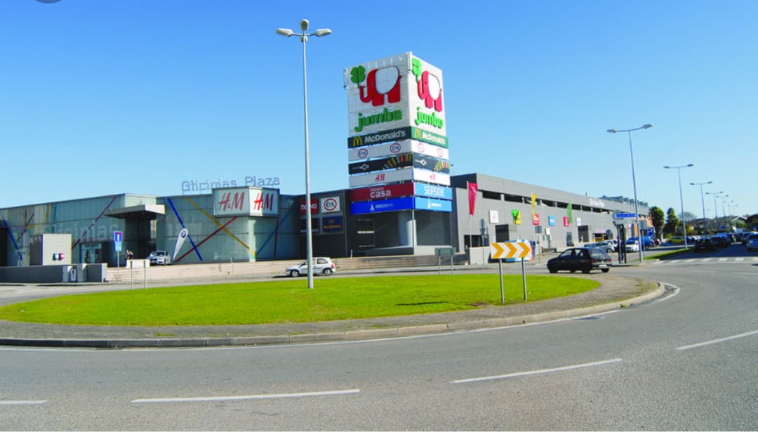 Lugar Glicínias Plaza Shopping Center