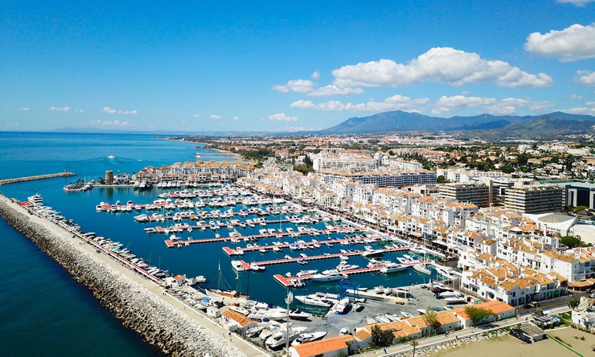 Lugar Playa Puerto Banús