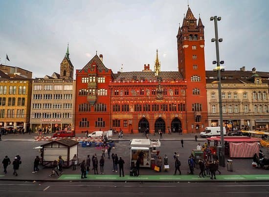 Place Basel City Center