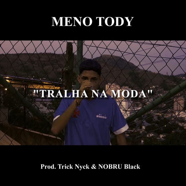 Music Tralha Na Moda