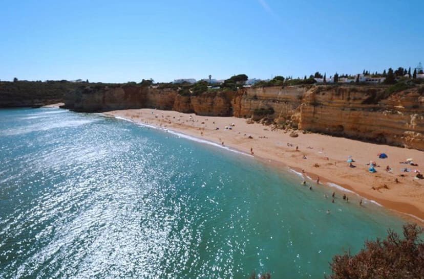 Place Praia de Nossa Senhora da Rocha