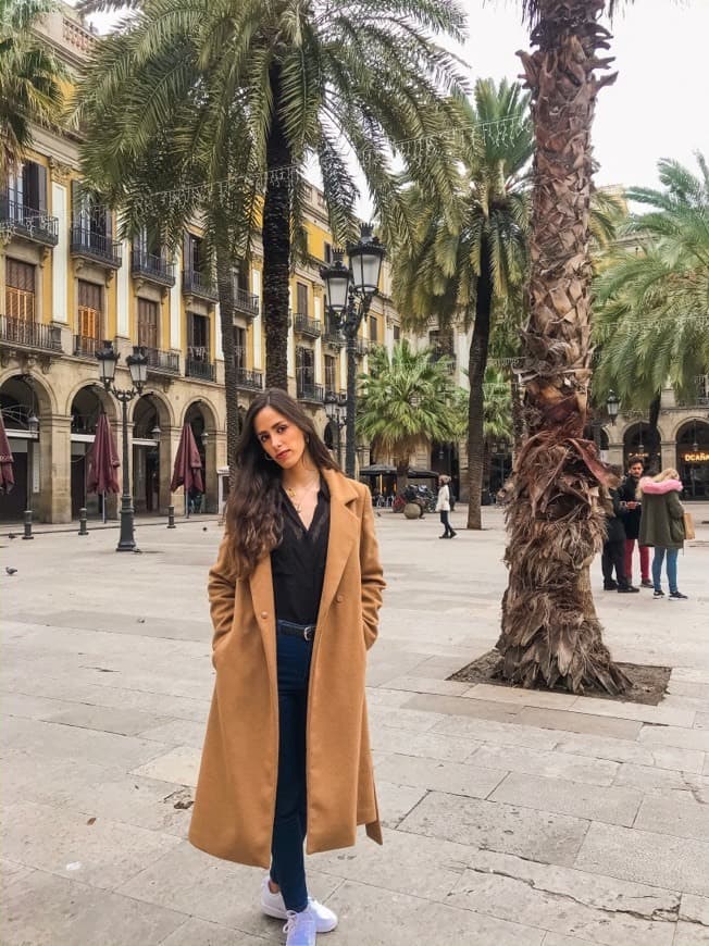 Place Plaça Reial