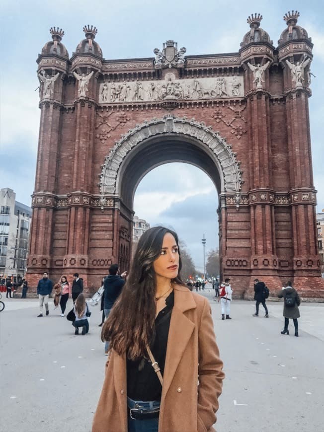 Place Arc de Triomf