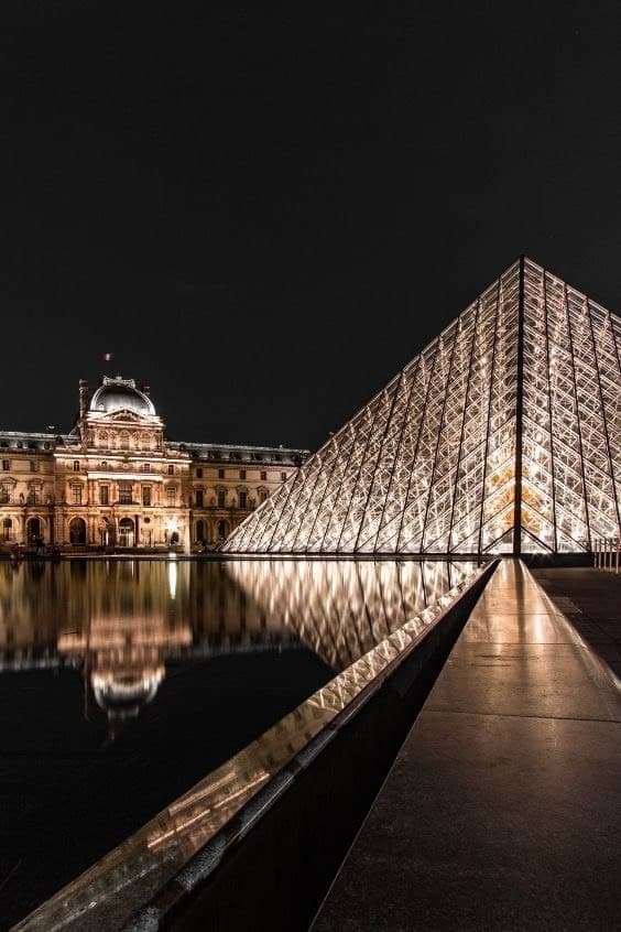 Lugar Museo del Louvre