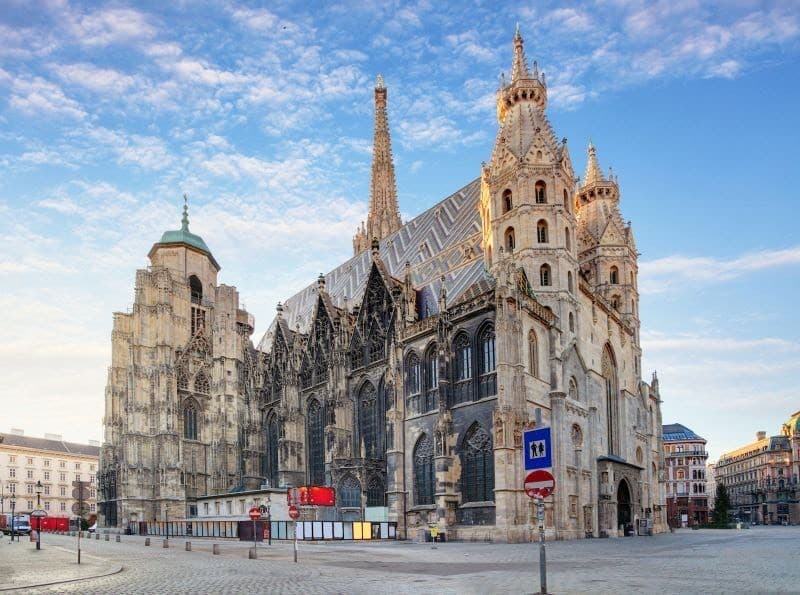 Lugar Catedral de Viena