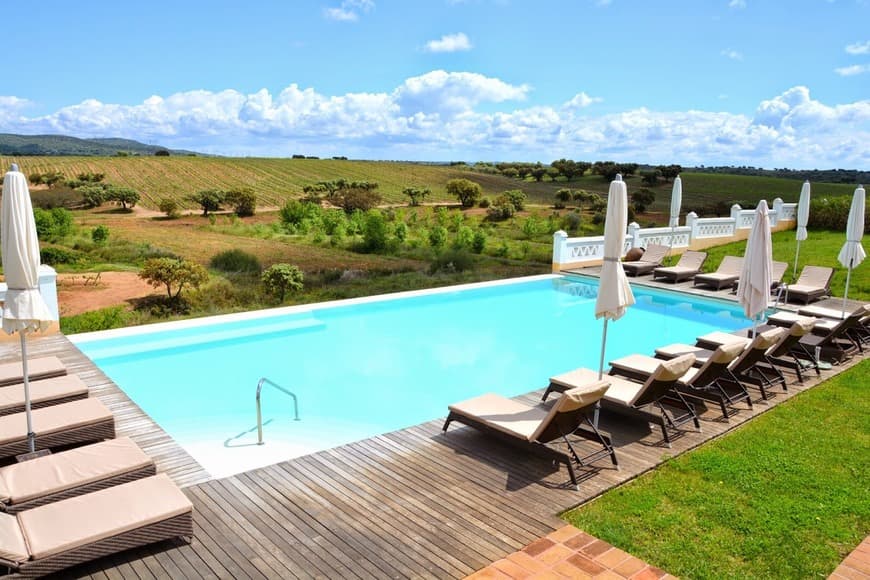 Lugar Herdade do Sobroso Luxury Wine Hotel