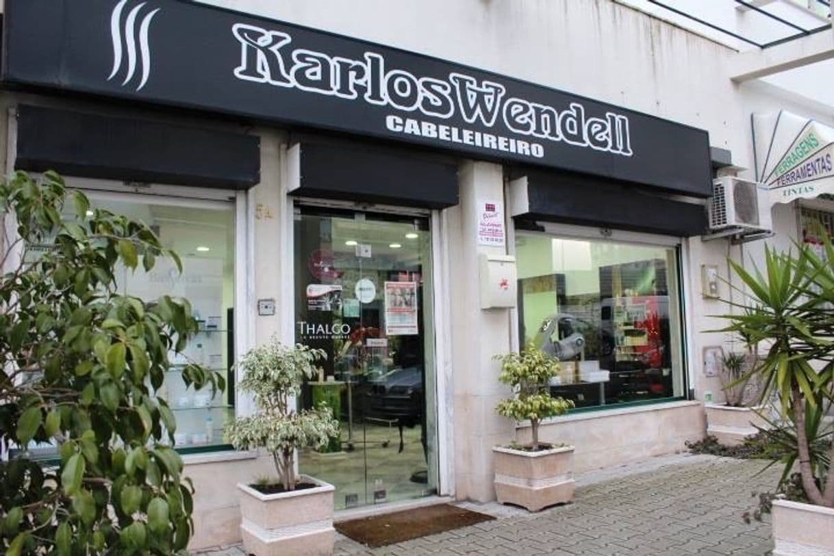 Place Karlos Wendell