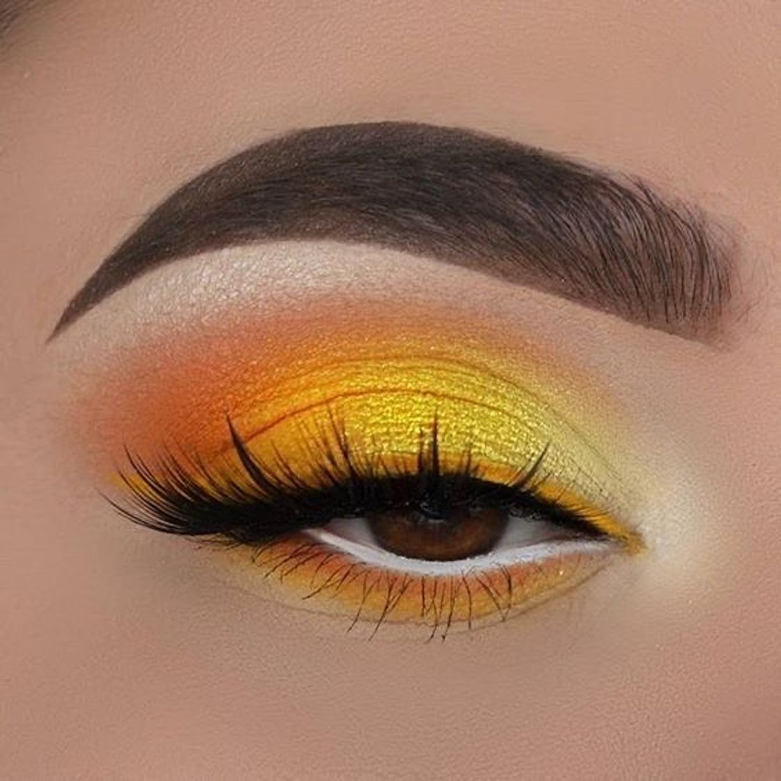 Fashion Favorite color 💛🔥