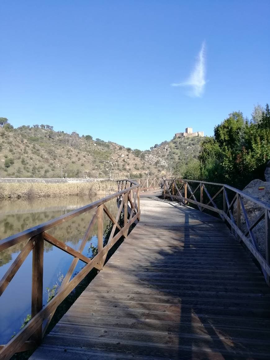 Place Praia Fluvial do Alamal