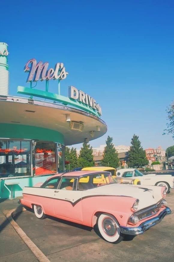 Place Mel's Drive-in