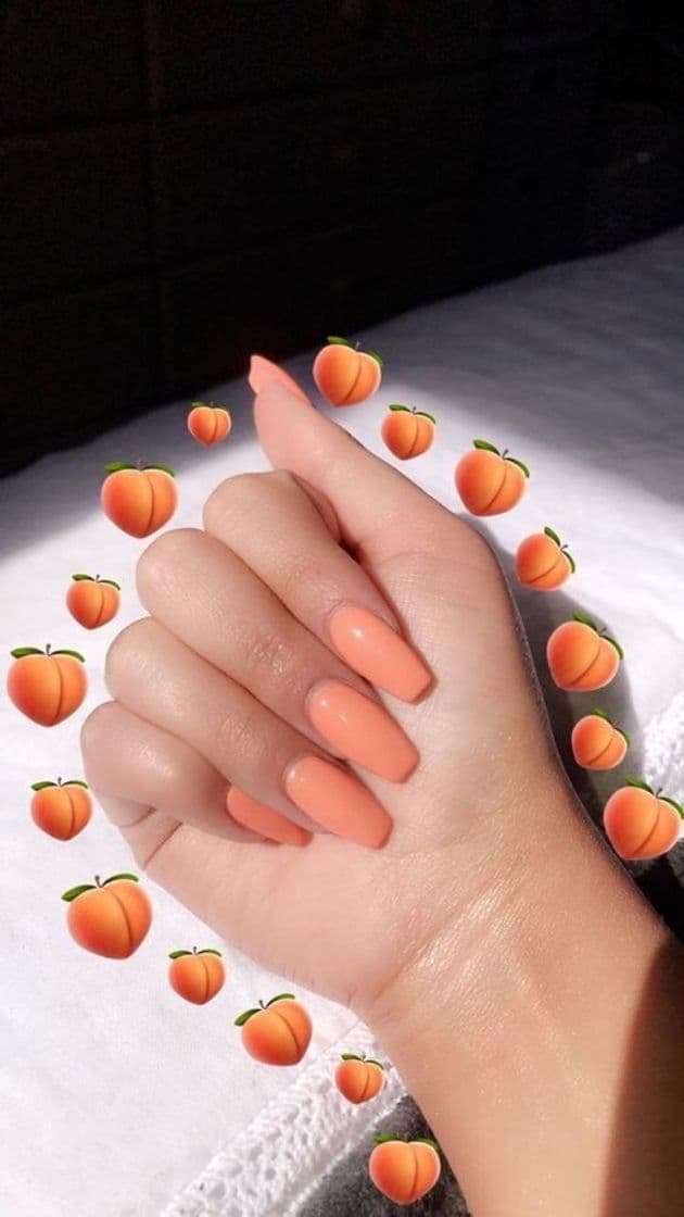 Fashion Peach Nails