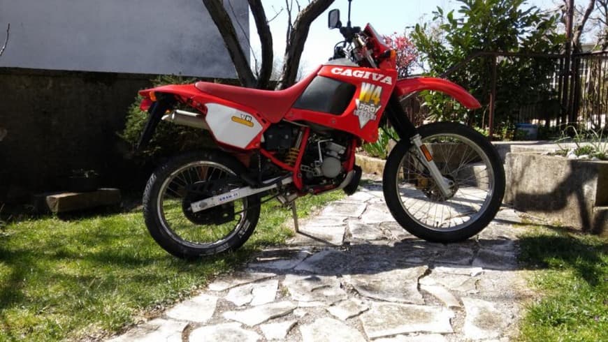 Moda Cagiva W4