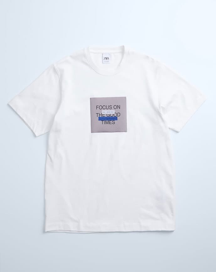 Producto T-shirt com texto 