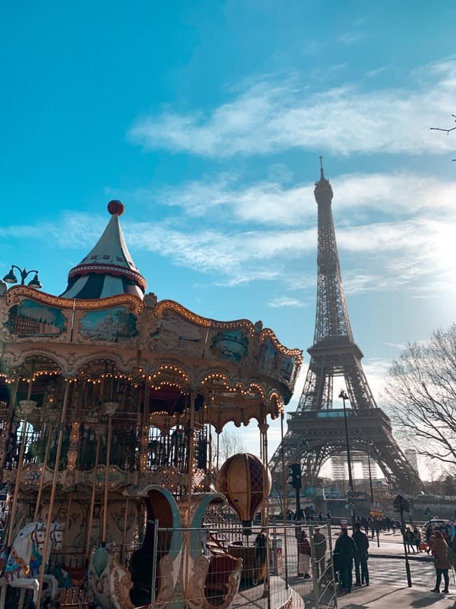 Place Torre Eiffel