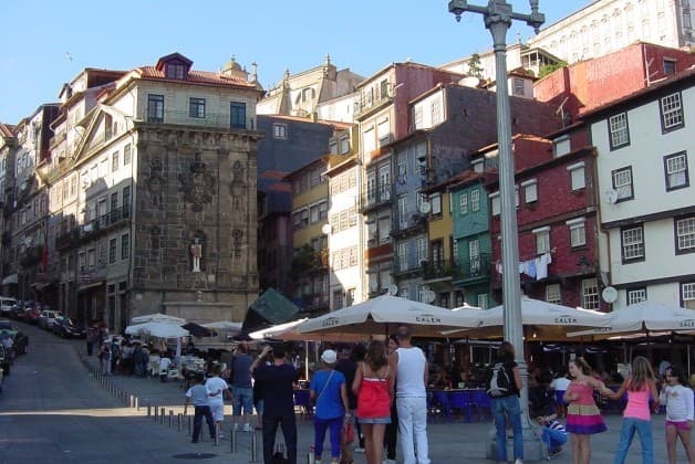 Lugar Praça da Ribeira