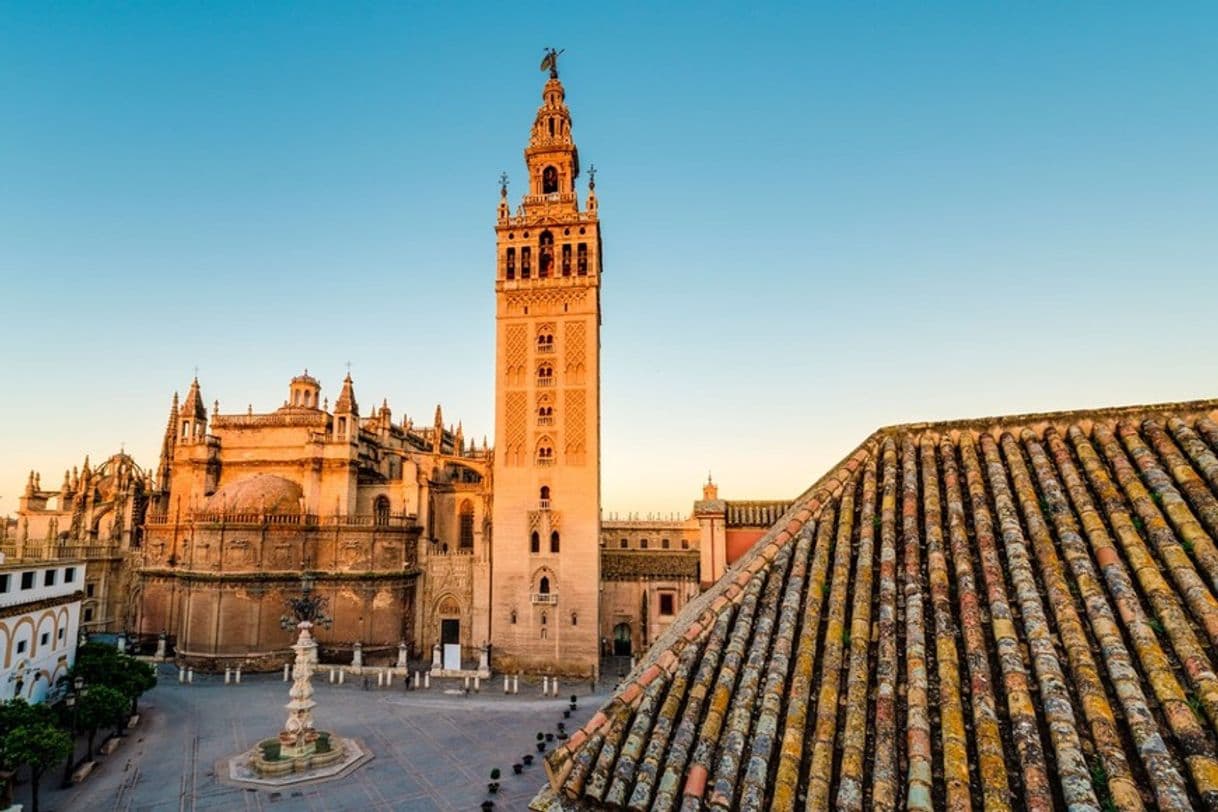 Lugar La Giralda 