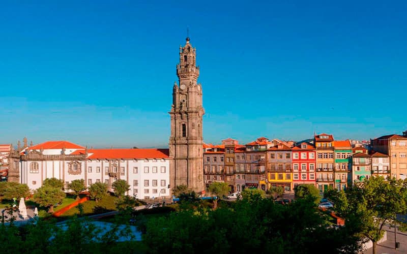 Place Clérigos Tower