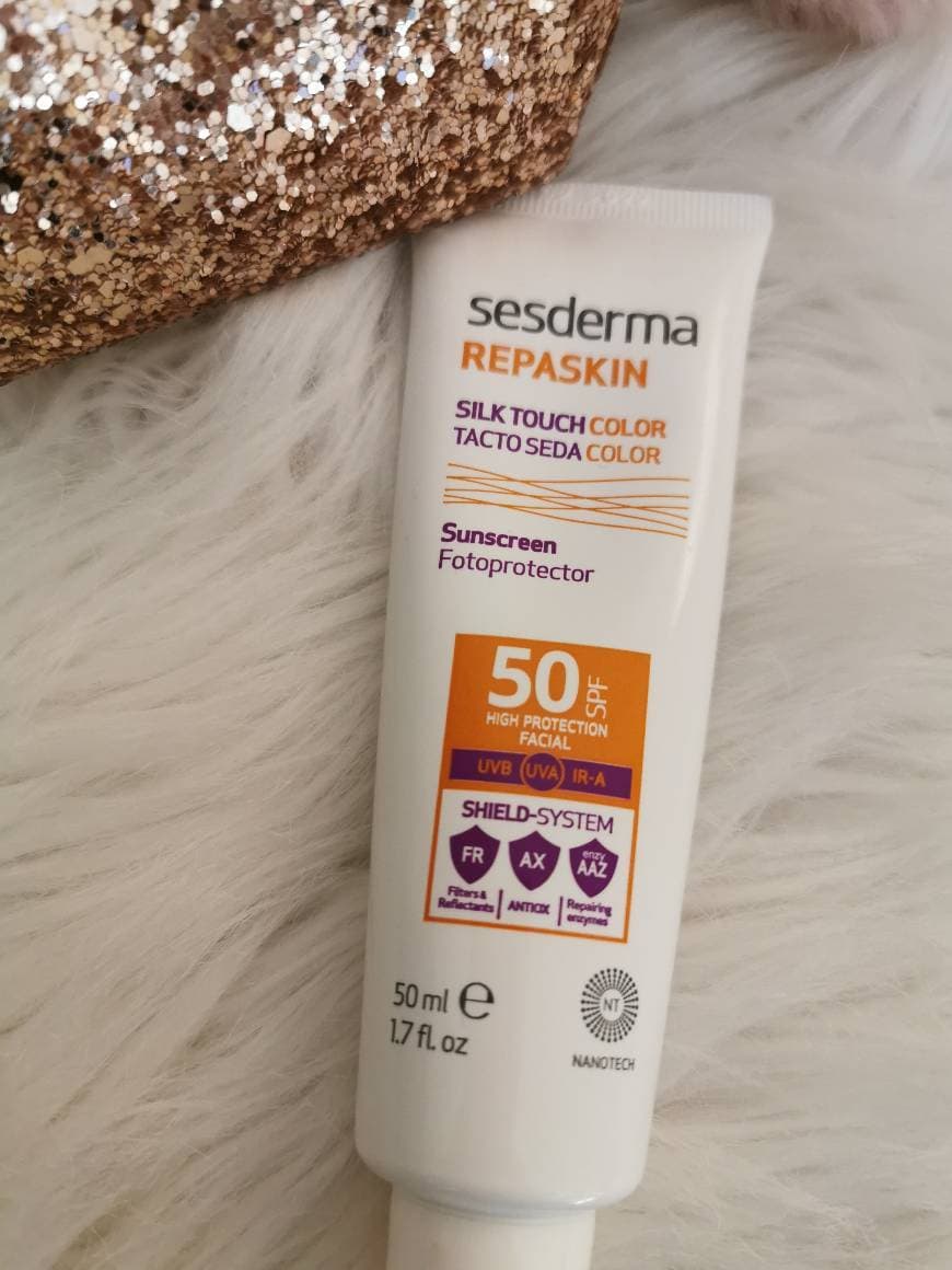 Lugar Sesderma Repaskin Fotoprotector Spf50 Tacto Seda Color 50Ml 50 g