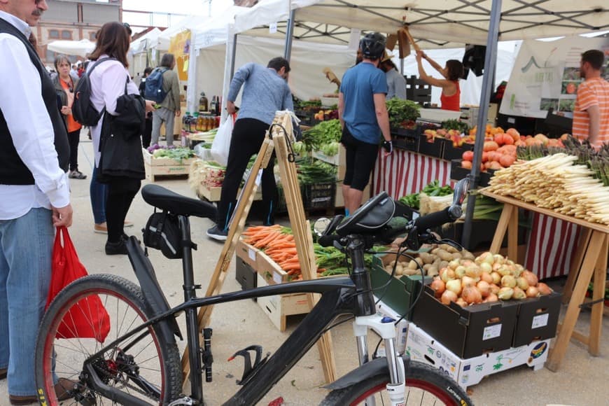 Moda Mercado de productores y artesanos