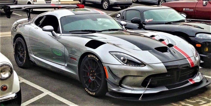 Moda Dodge viper