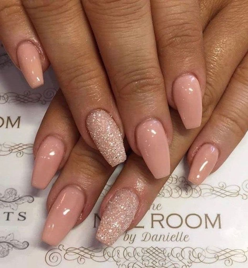 Fashion Nude nails 