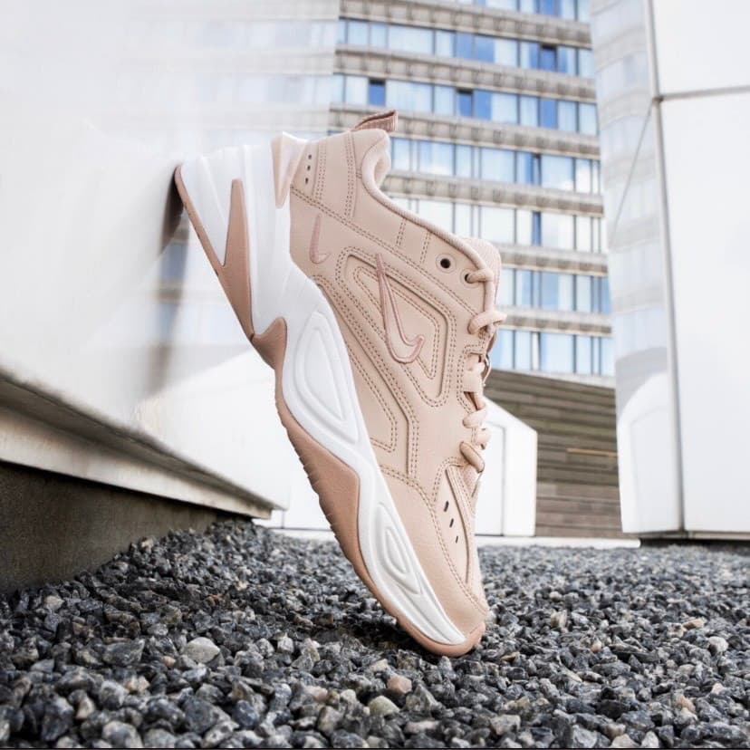 Moda Nike M2K Tekno