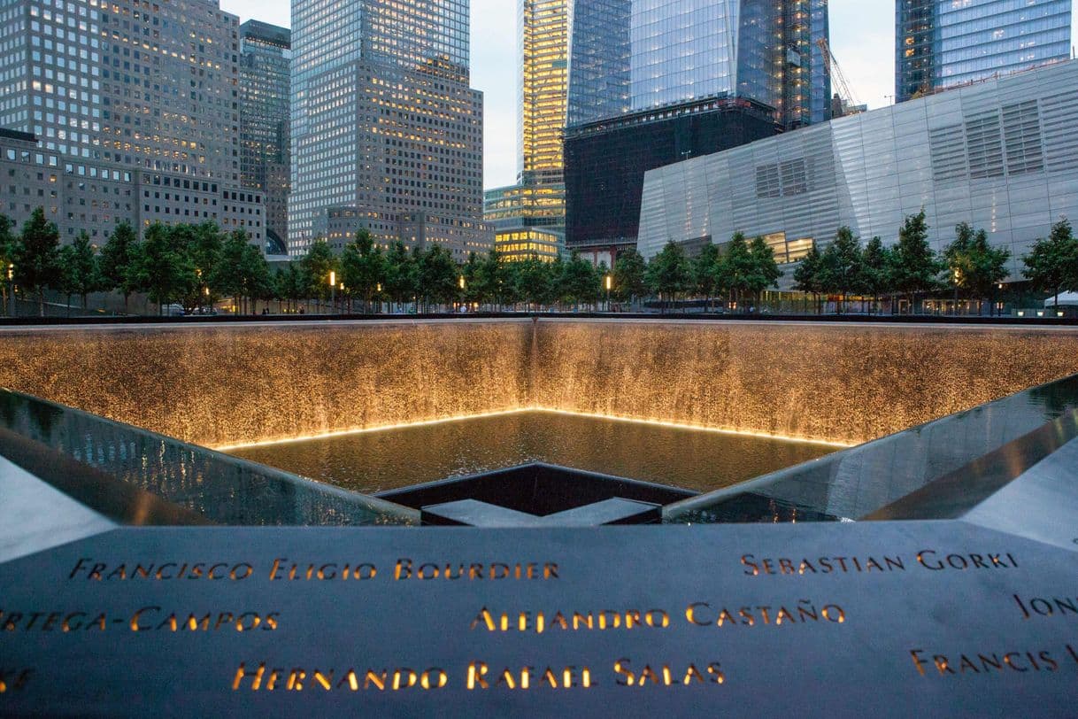 Lugar 9/11 Memorial