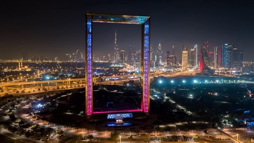 Place Dubai frame