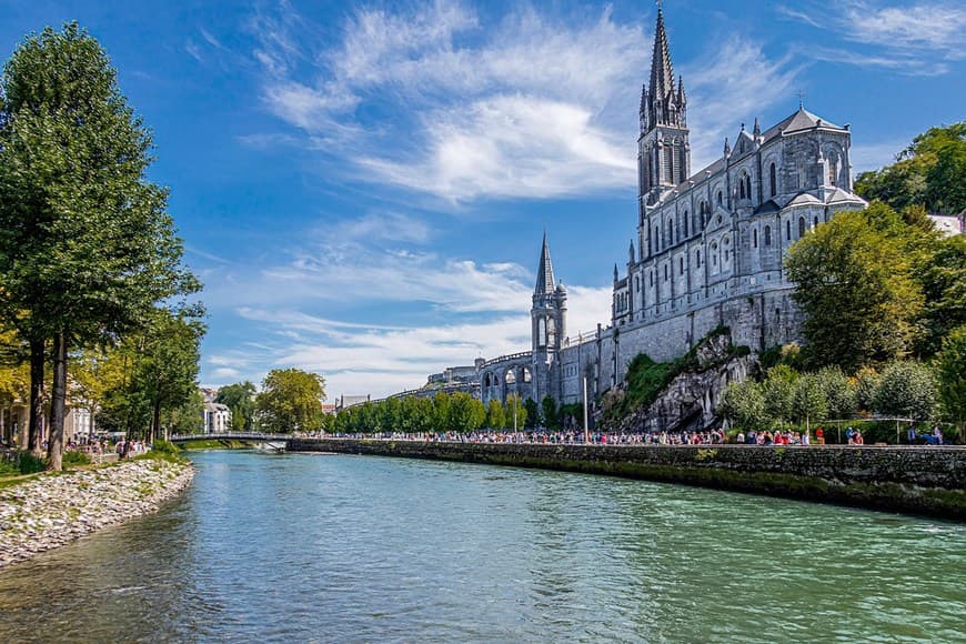 Place Lourdes