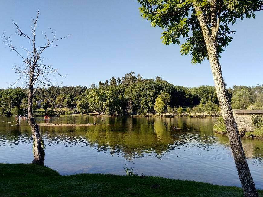 Lugar Praia fluvial de Adaúfe