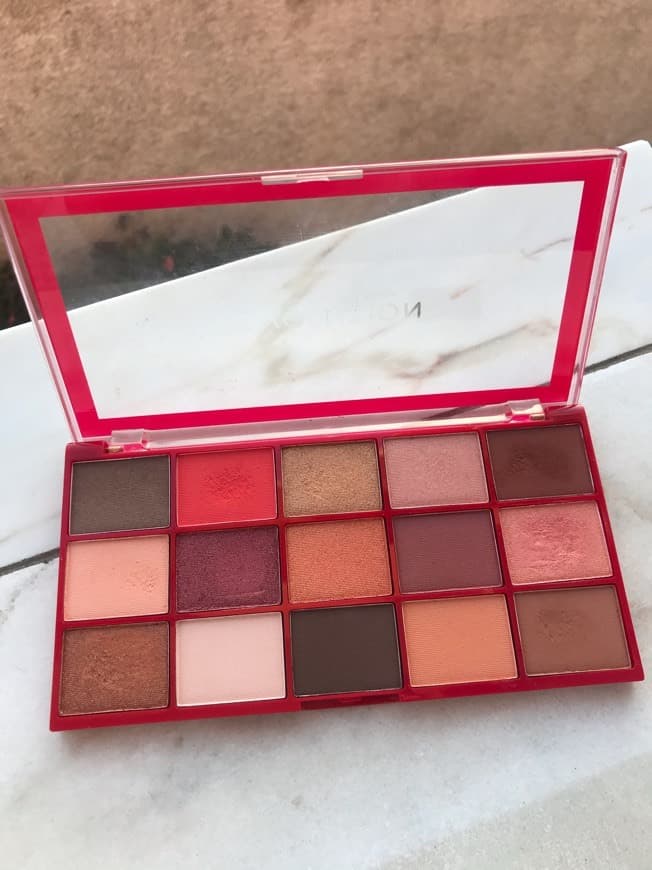 Product M Revolution Reloaded "fire" palette 