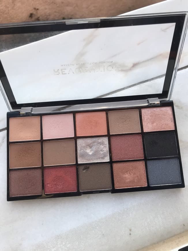 Product M Revolution Reloaded "Authority" palette 