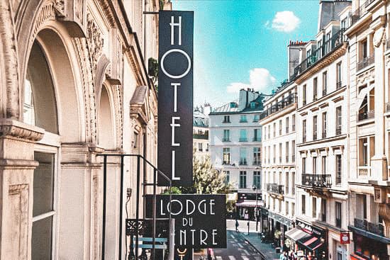 Place Hôtel Lodge du Centre