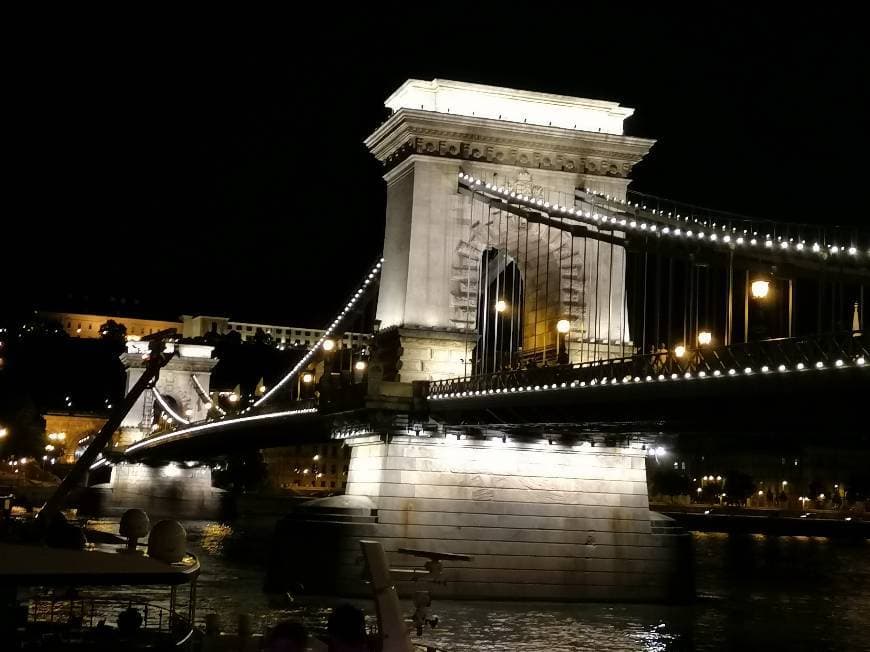 Lugar Puente de las Cadenas