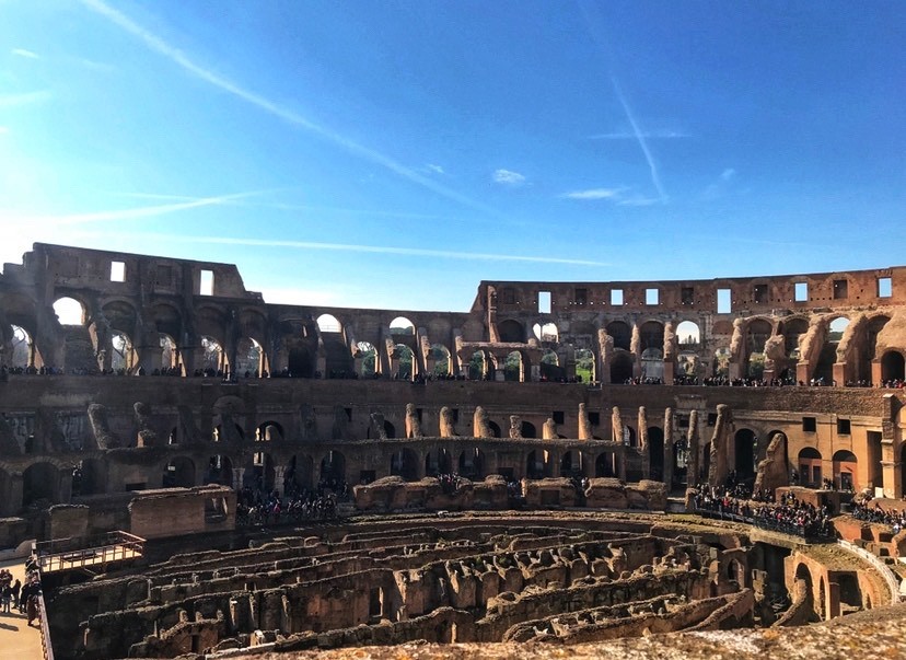 Lugar Coliseo de Roma