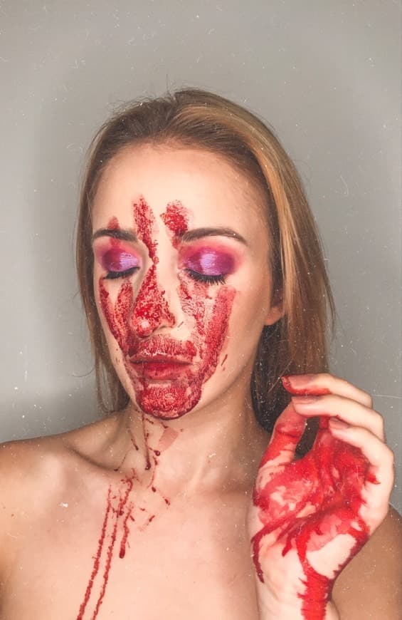 Moda Bloody makeup 🩸 