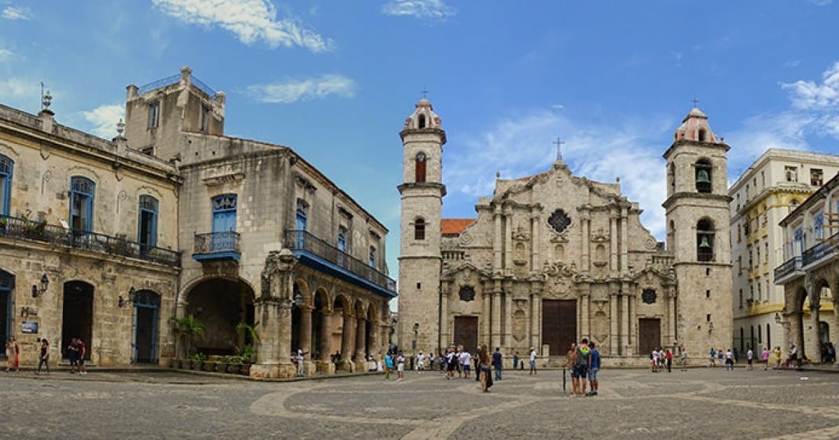 Lugar Plaza de la Catedral