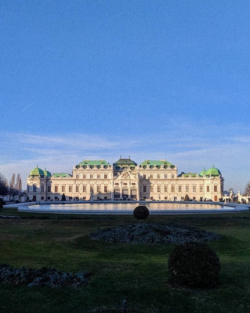 Place Belvedere Palace