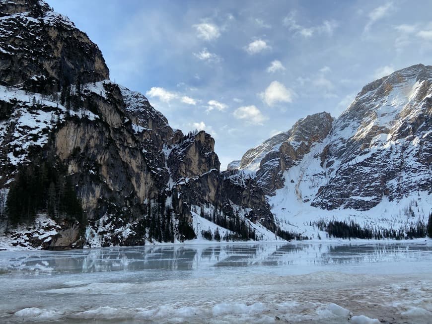 Place Lago di Braies