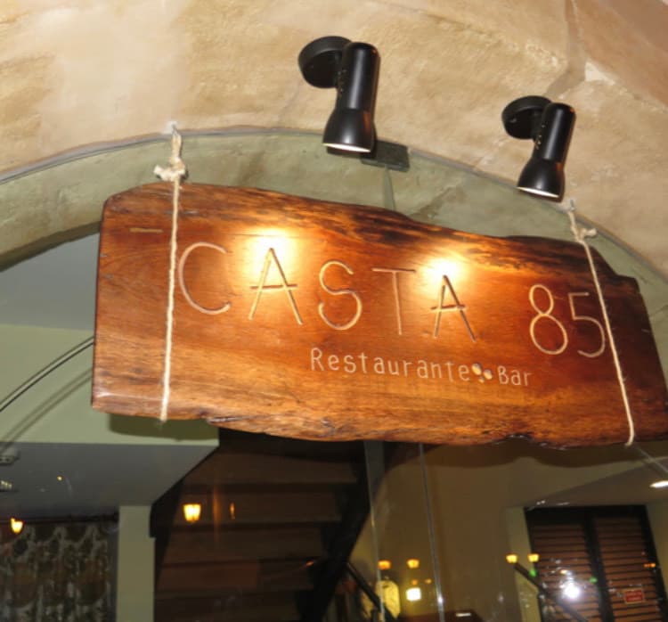 Restaurants Casta 85