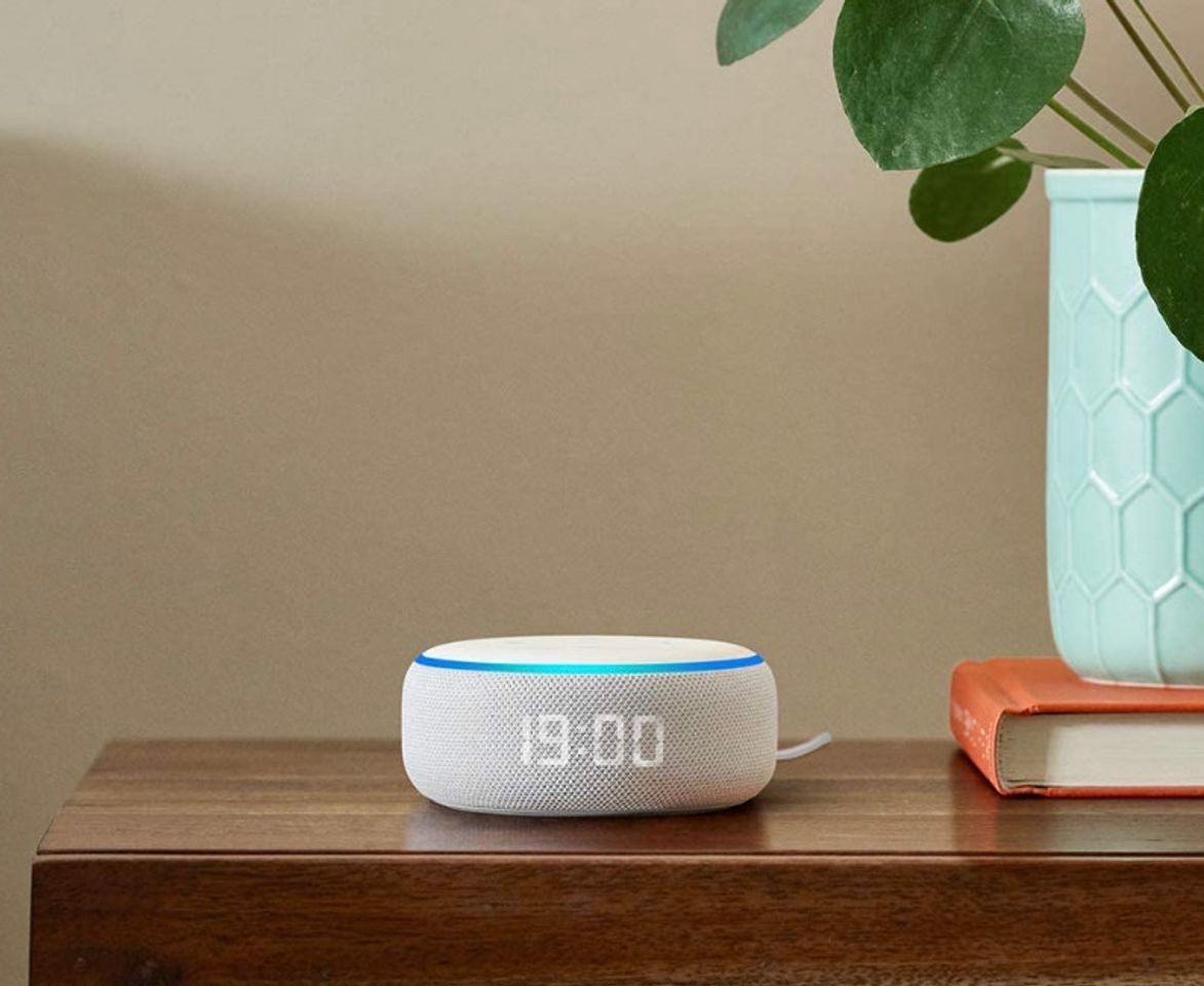 Product Echo Dot com relógio