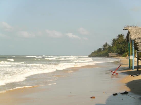 Lugar Praia da Baleia