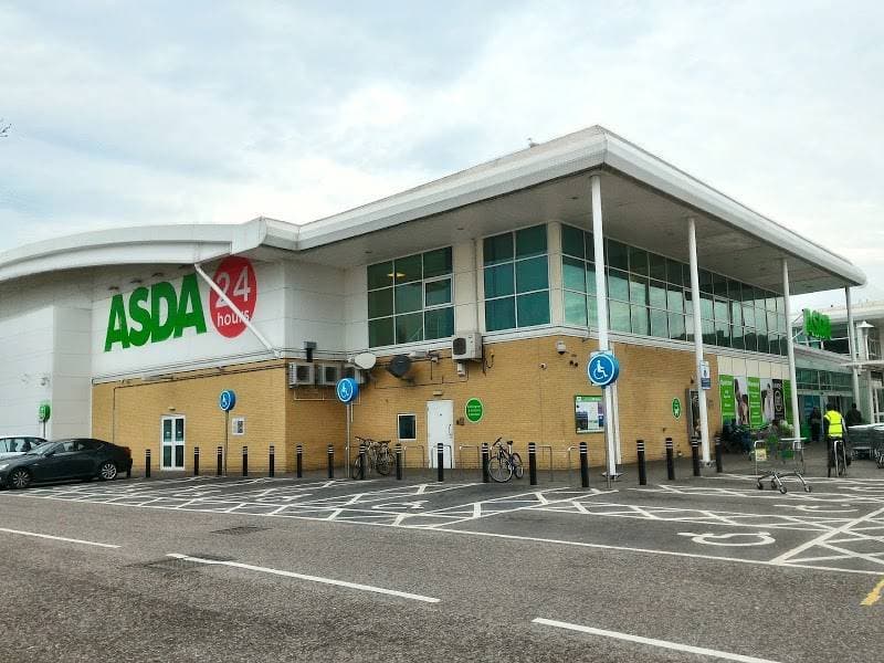 Lugar Asda Wembley Superstore