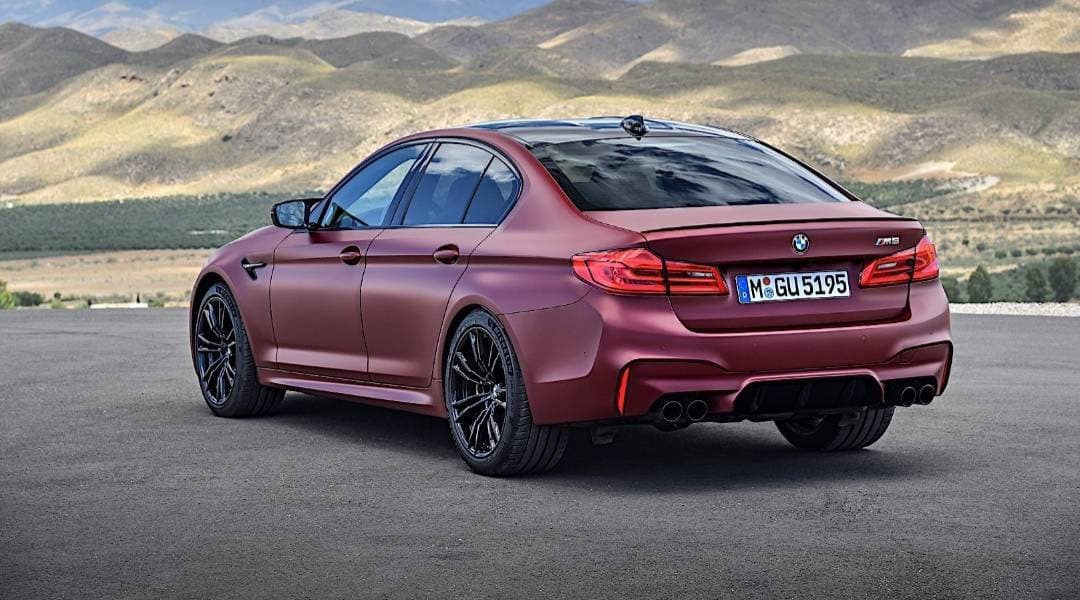 Fashion BMW M5 2016