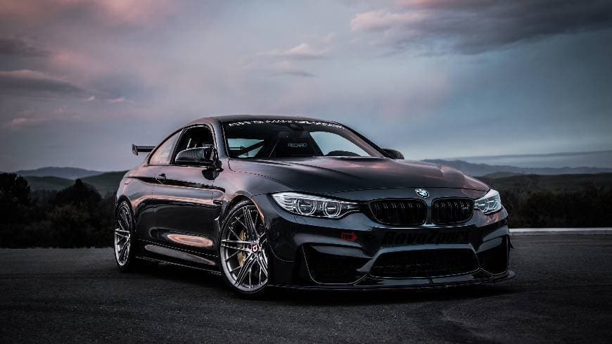 Moda BMW M4 Competition 