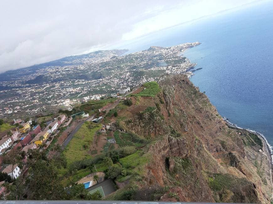 Place Cabo Girão